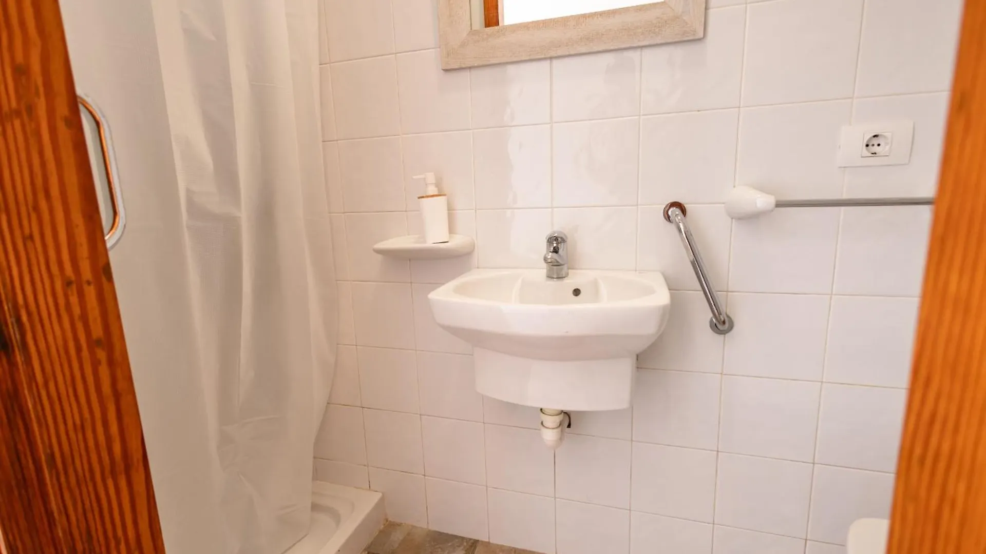 Oasis Holycan - By Gestion Vacacional Canarias San Bartolome de Tirajana  Holiday home San Bartolome de Tirajana (Gran Canaria)
