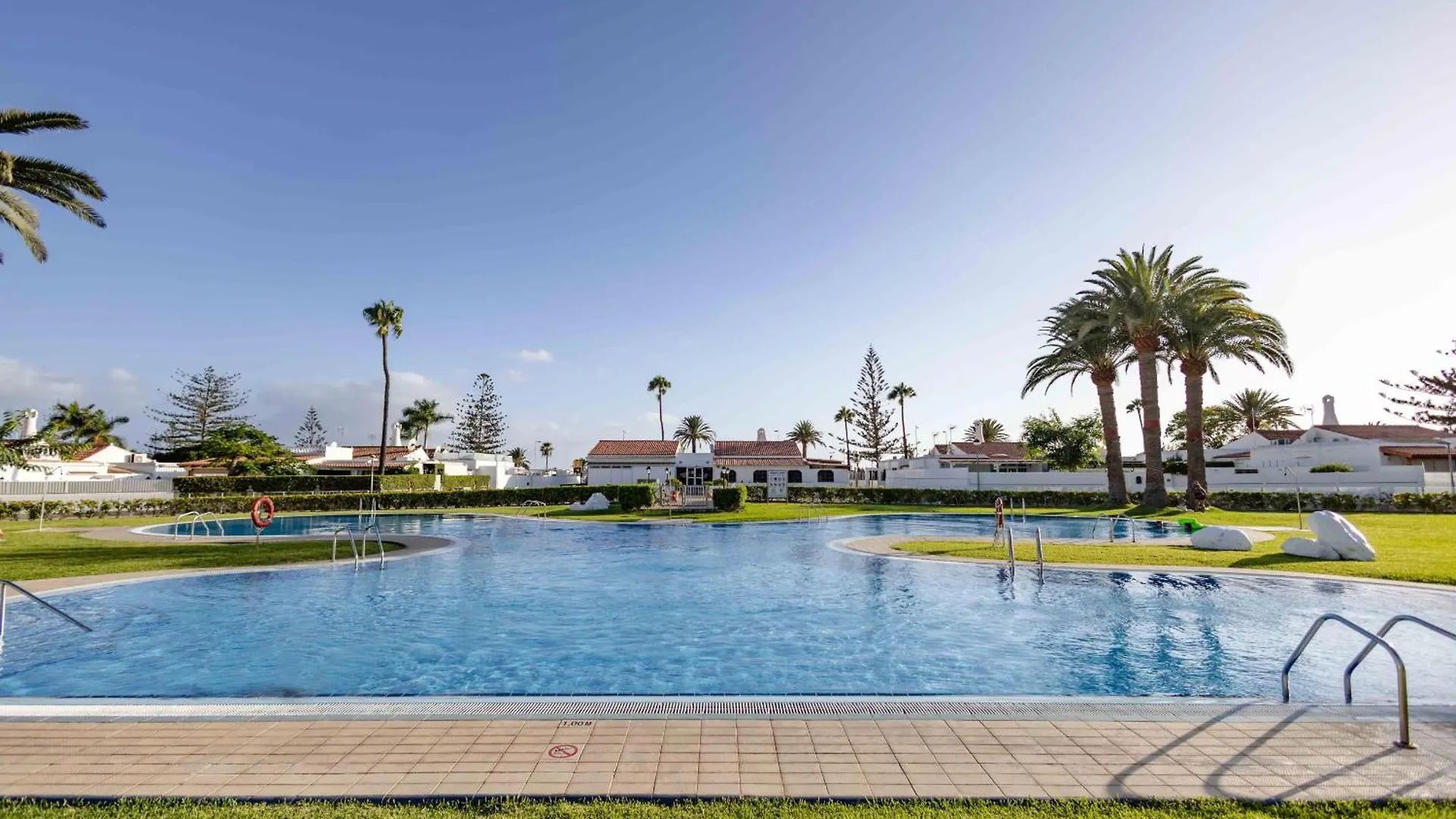 Oasis Holycan - By Gestion Vacacional Canarias San Bartolome de Tirajana  Spain