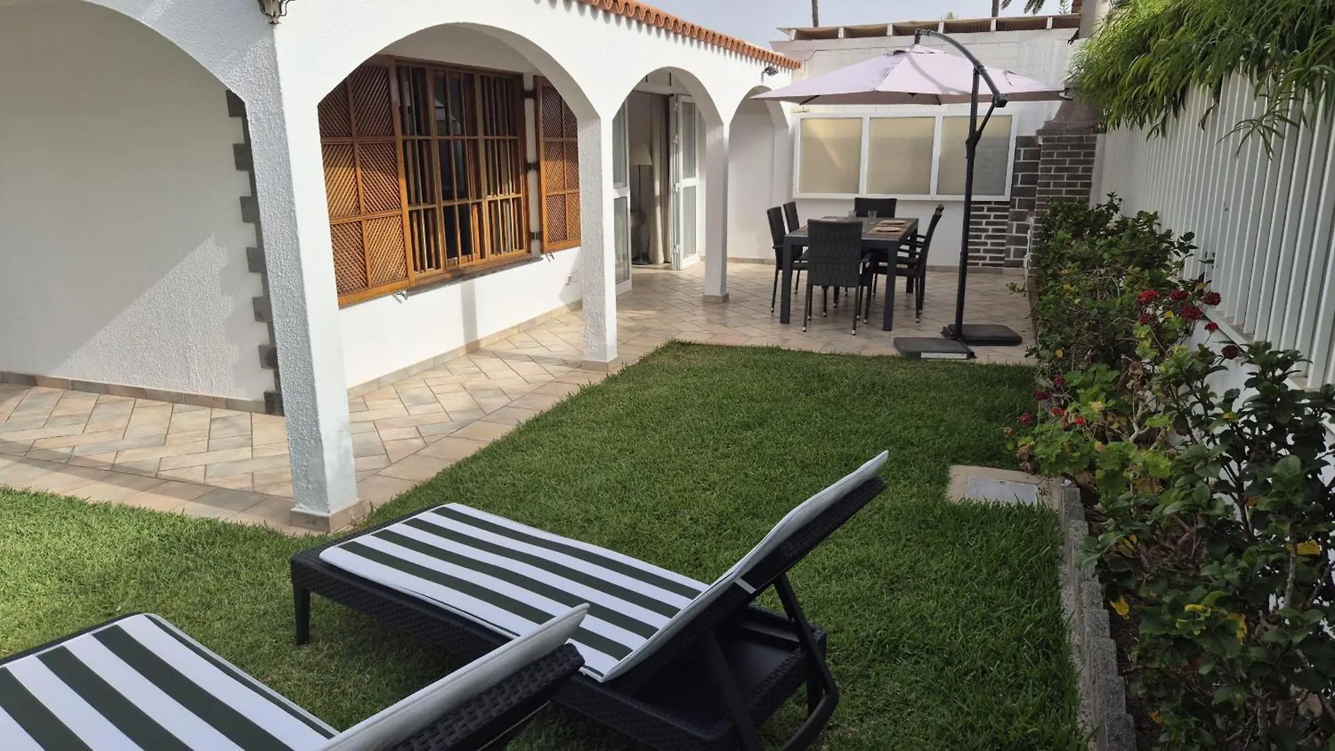 Oasis Holycan - By Gestion Vacacional Canarias San Bartolomé 0*,